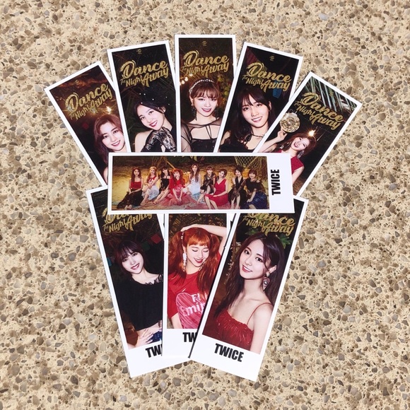 🧡TWICE Bookmarks💗 - Picture 2 of 4